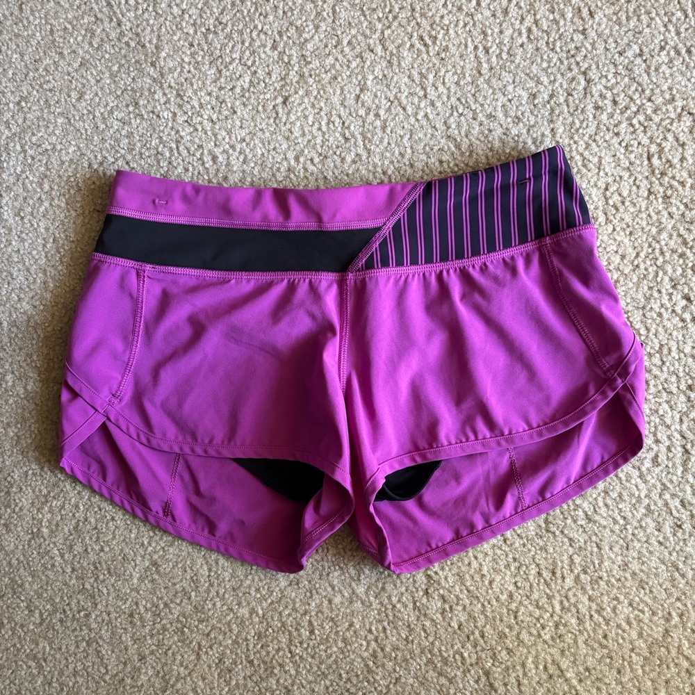 lululemon athletica Women's violent pink / purple Run speed short Shorts size 4